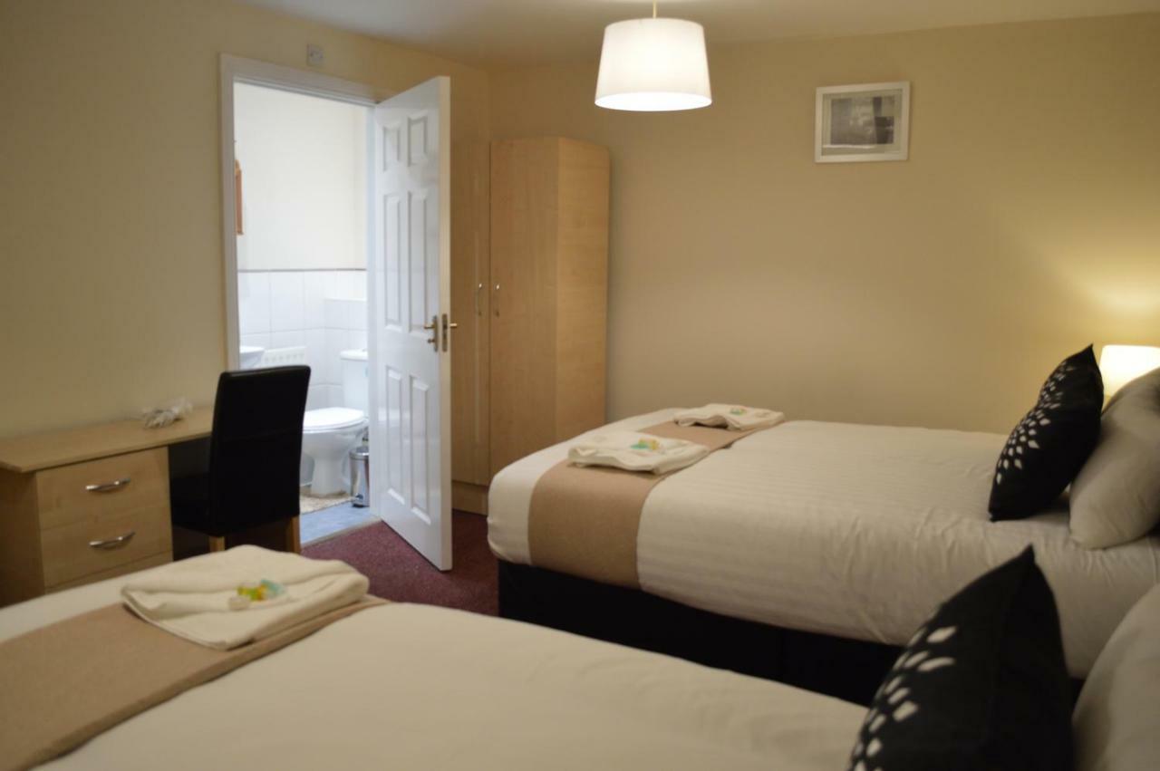 The Townhouse Newcastle Apartment ภายนอก รูปภาพ