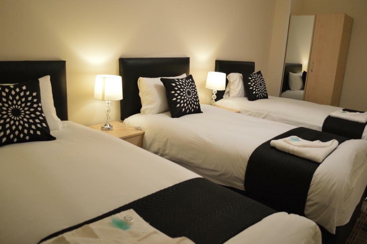 The Townhouse Newcastle Apartment ภายนอก รูปภาพ