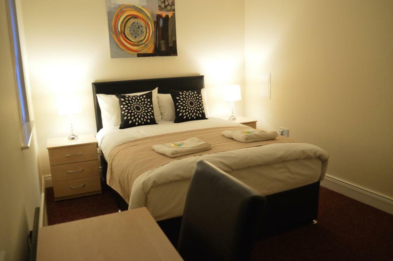 The Townhouse Newcastle Apartment ภายนอก รูปภาพ